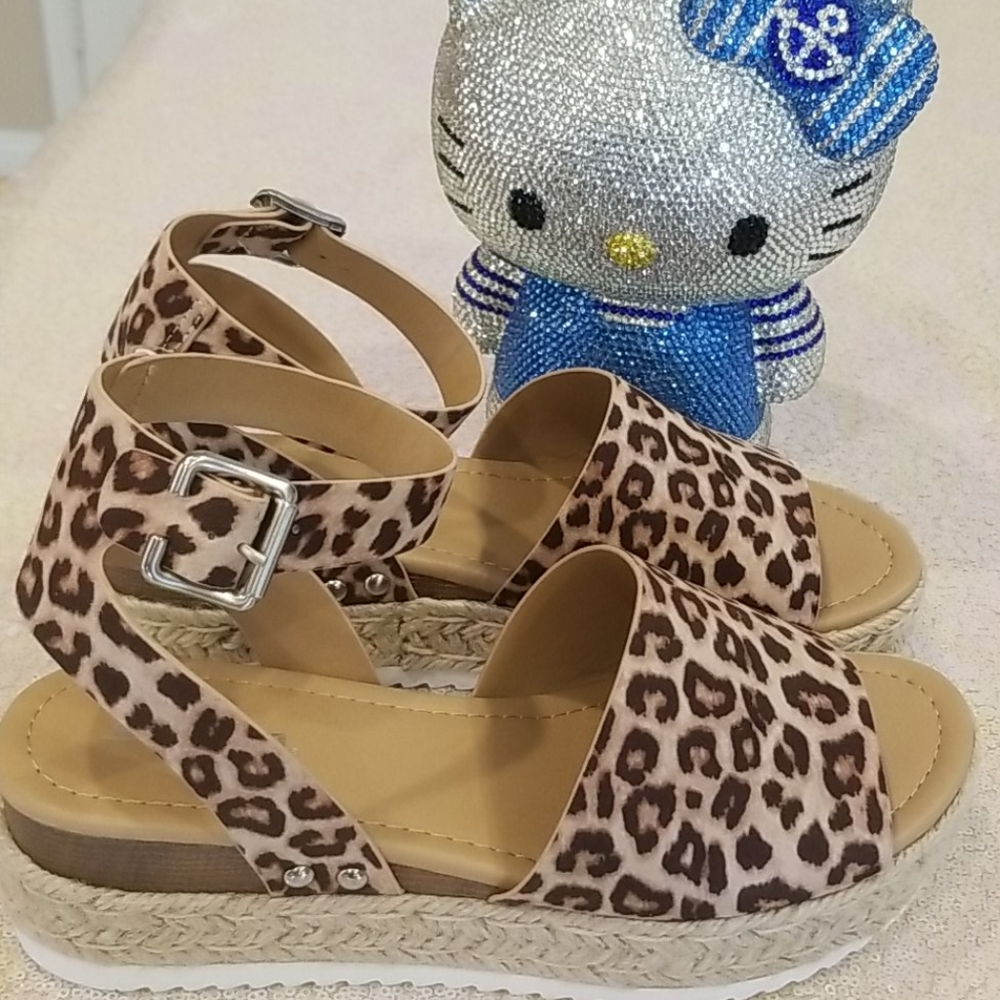 Leopard Print Wedges - Picture 4 of 7